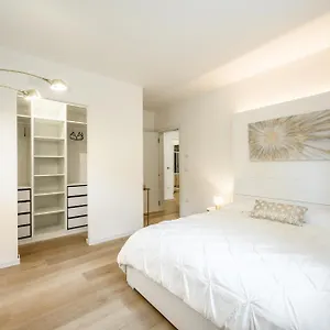 Appartamento Elegant Pied-a-terre - Free Wifi, Private Parking & Air Conditioning, Faenza
